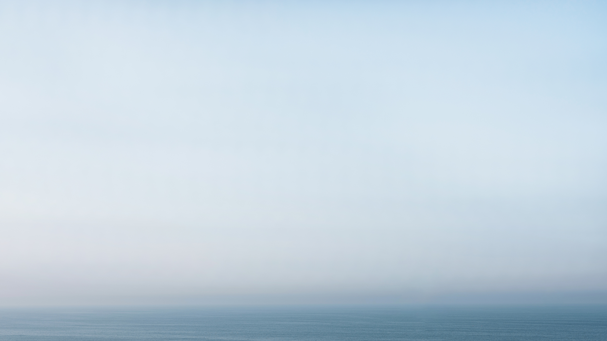 crop_redxdscf9224xbakgrunn.jpg